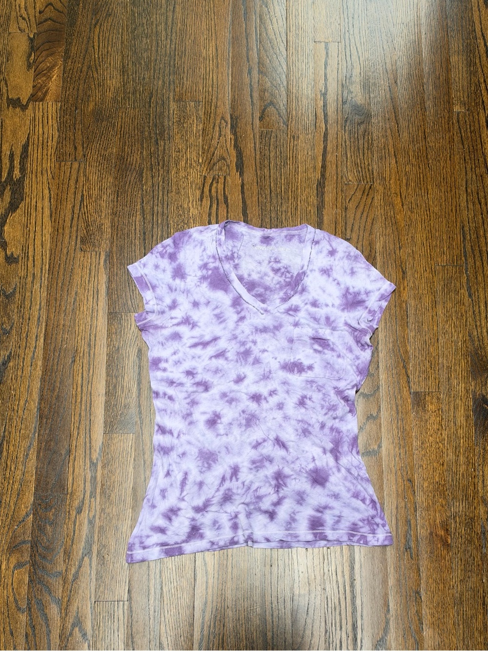Calvin Klein Jeans Purple Tie-Dye V-Neck Tee – Size M